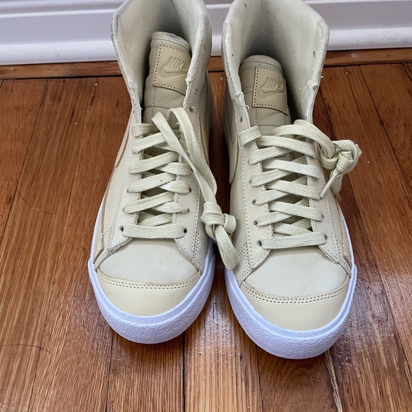 Nike Blazer - Picture 5 of 11